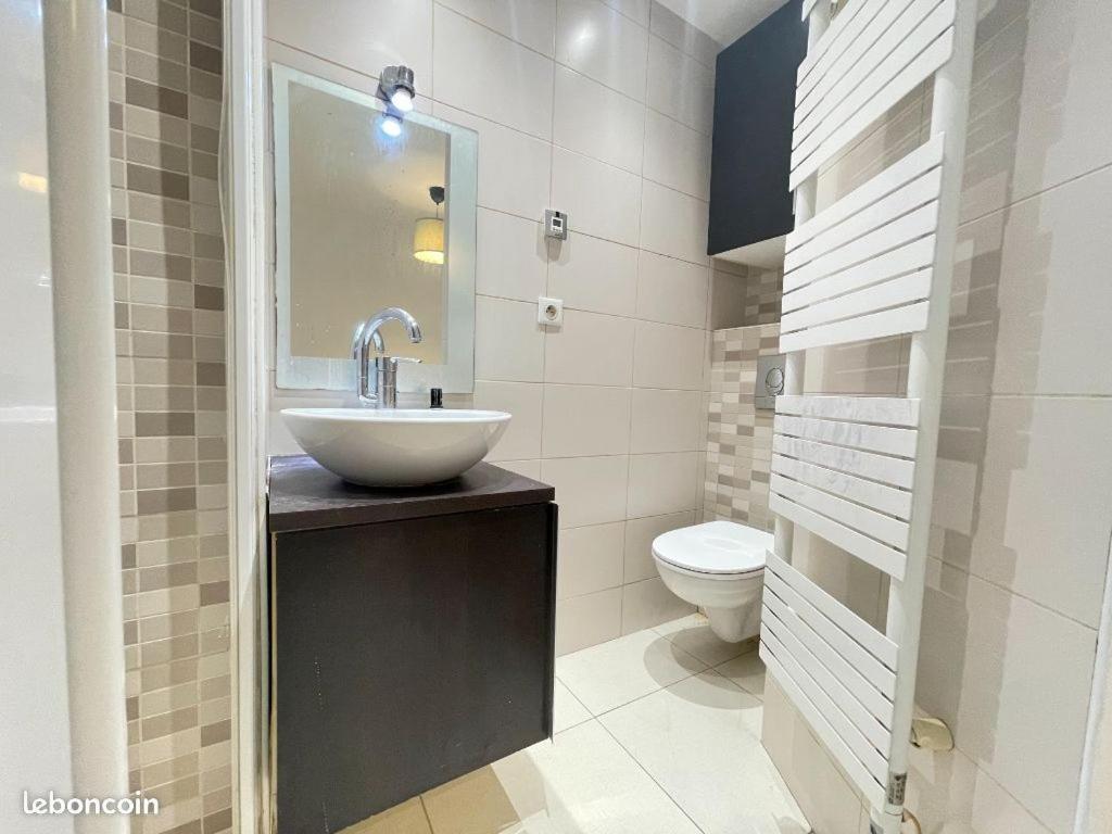 Apartment Lovely Flat With Covered Balcony In
